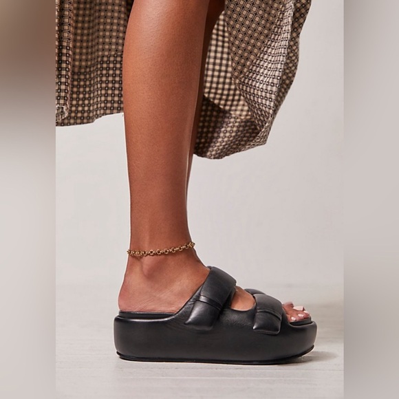 Ash Shoes - ASH Ziggy Puffy Flatforms